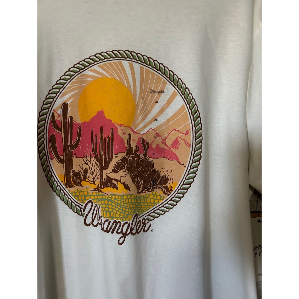Wrangler Retro Womens XL White Desert Graphic T-Shirt Short Sleeve Crew Neck NEW